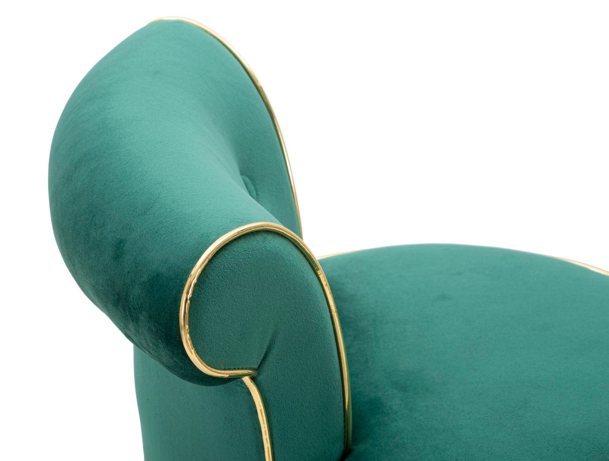 Dettaglio della poltroncina LUXY verde smeraldo con finitura dorata sul bracciolo #colore_Verde