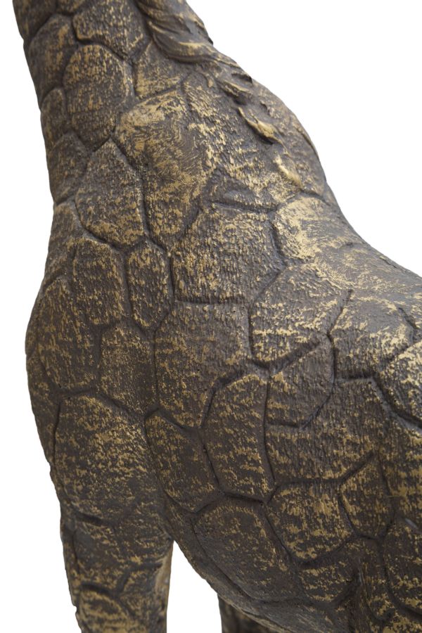 Dettaglio del collo della giraffa GIRAFFA oro con superficie a chiazze in rilievo di lato #dimensione_28x60x16