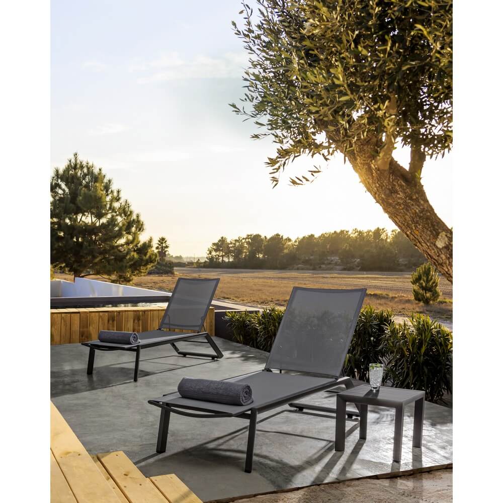 Set di 4 Lettini Prendisole da Giardino in Alluminio con Ruote - VOYAGE