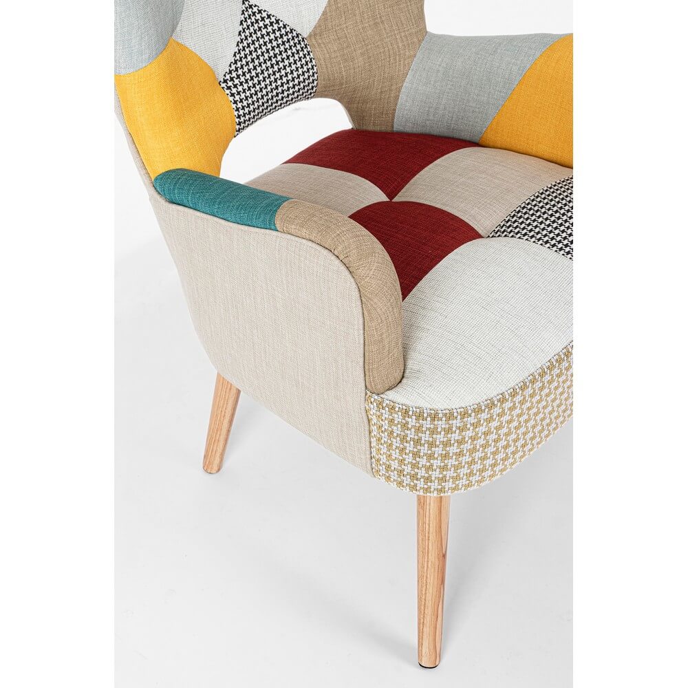 Poltrona imbottita in tessuto patchwork multicolore con gambe in legno - CHRISTOPHER