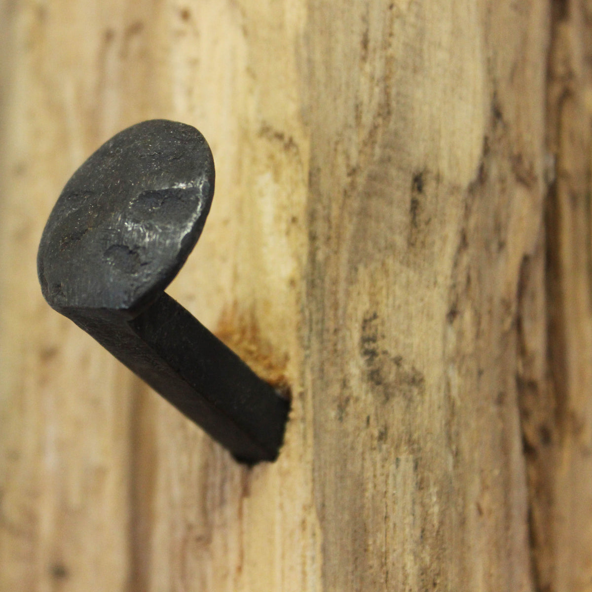 appendiabiti_in_legno_rustico__caliban