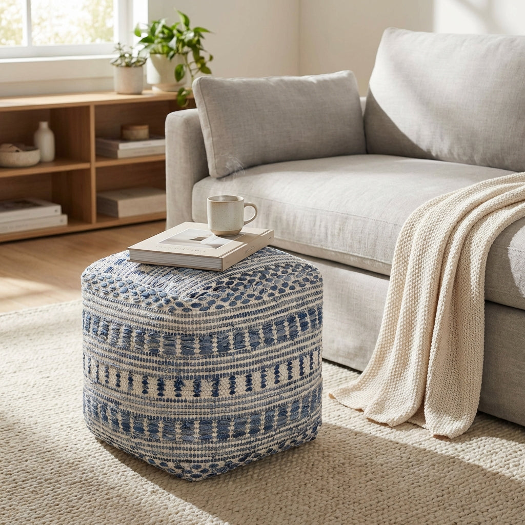 pouf_quadrato_in_lana_intrecciata_con_motivi_etnici_40x40_cm__peruldor