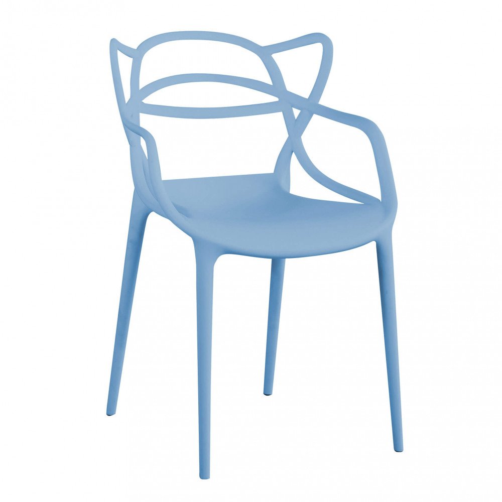 Poltroncina LILY azzurra su fondo bianco, vista di tre quarti con schienale traforato