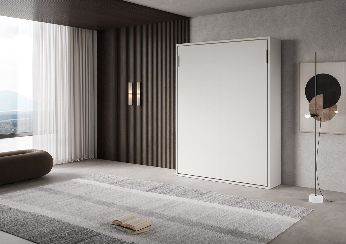 Letto a scomparsa VERSIA bianco chiuso a parete in camera con doghe scure #colore_Bianco