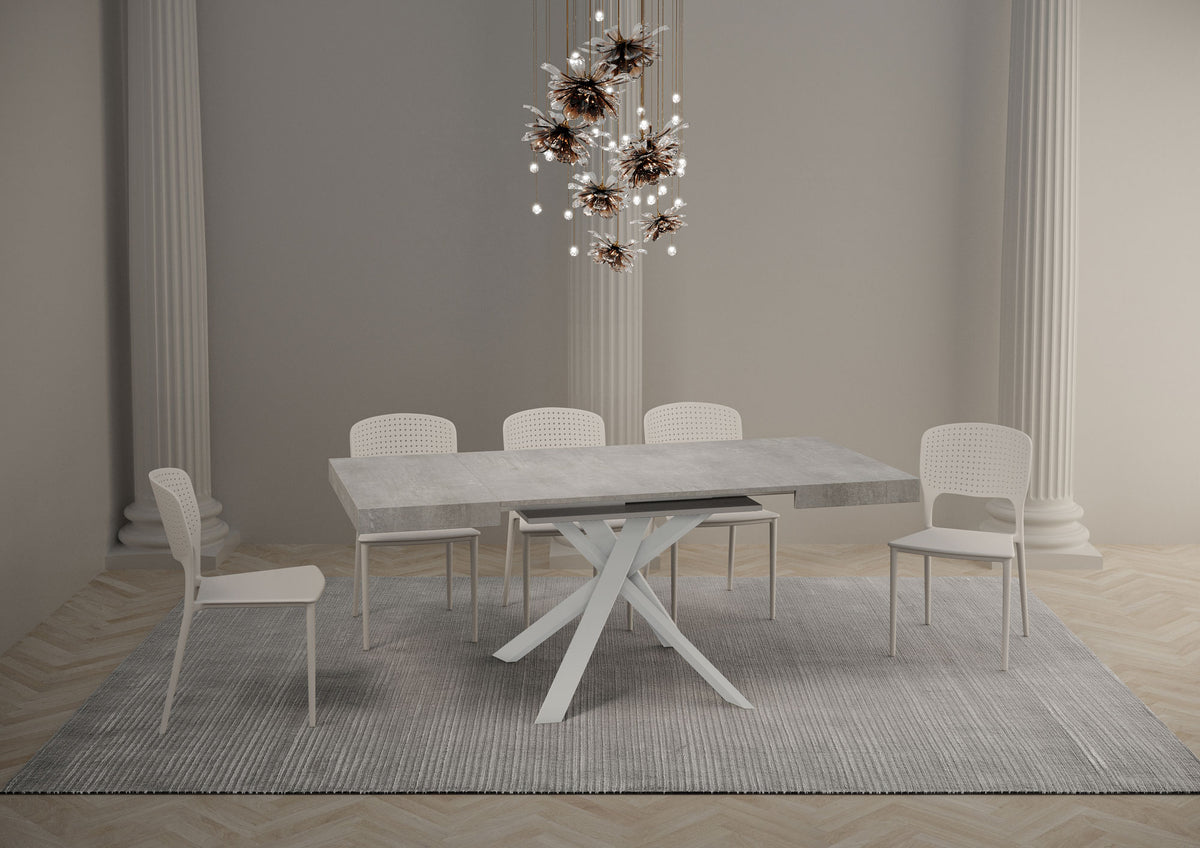 Tavolo da pranzo CLERK cemento rettangolare chiuso con cinque sedie e lampadario a grappolo #colore_Cemento