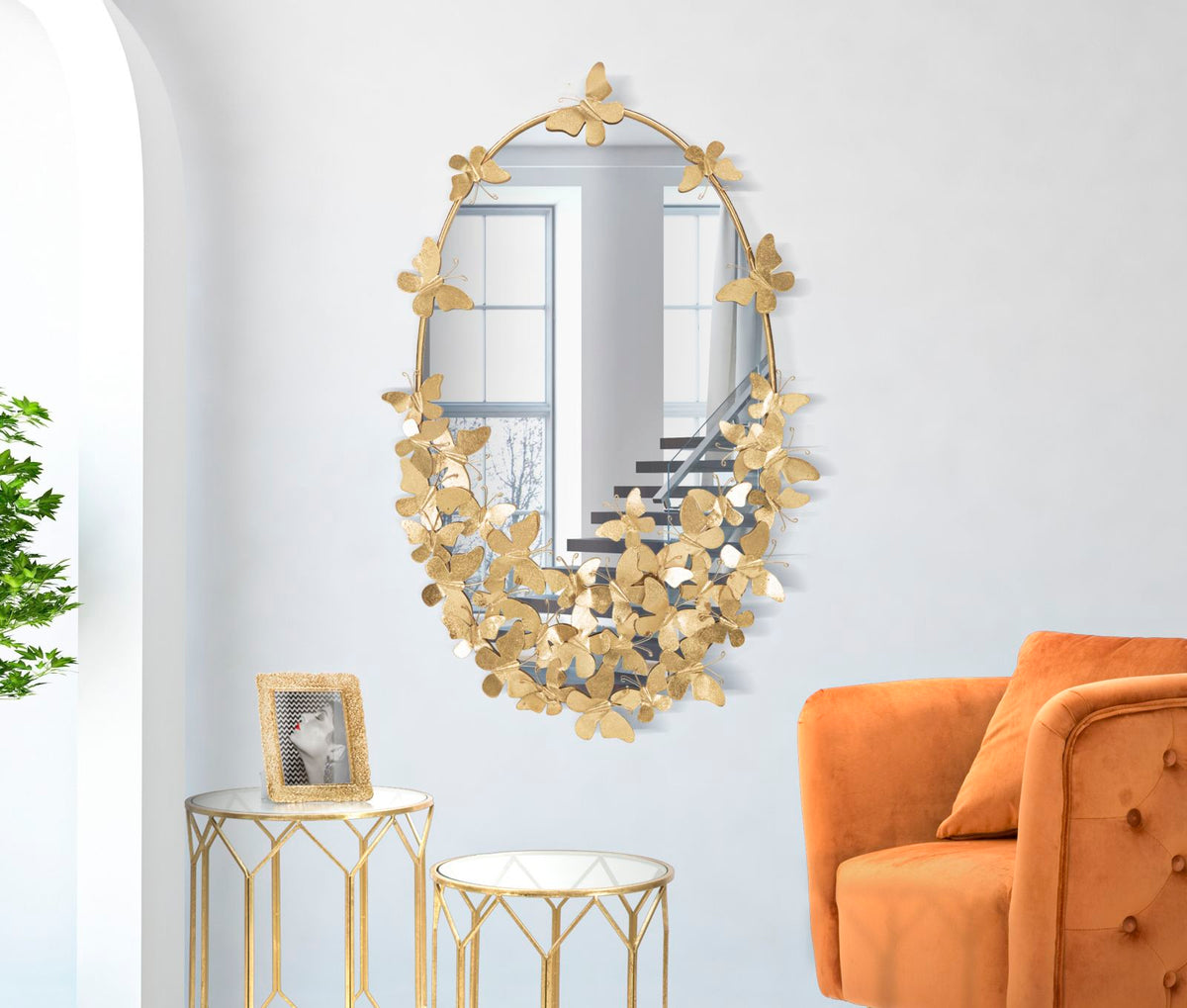specchio_ovale_da_parete_con_cornice_dorata_e_farfalle__glam_ovalutterfly