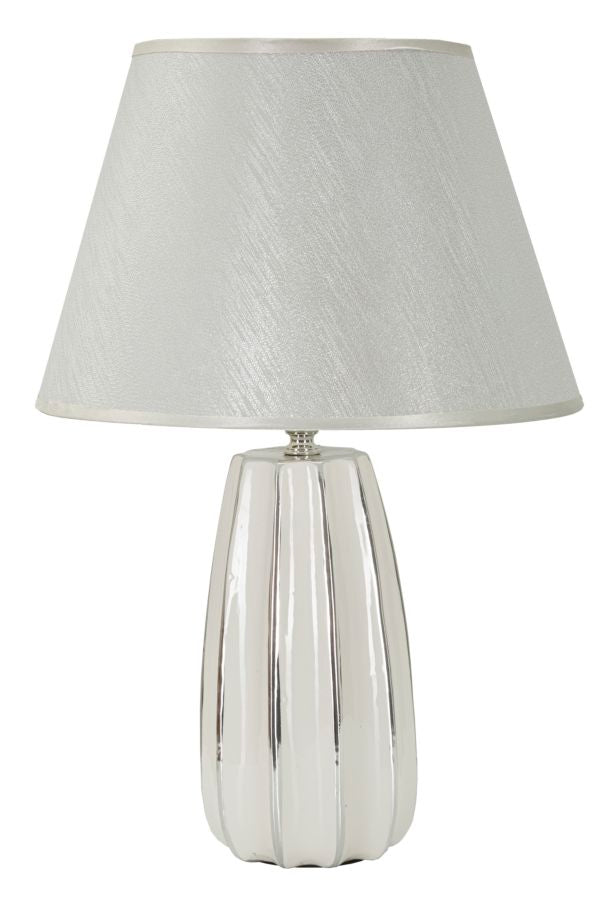 lampada_da_tavolo_in_ceramica_bianca_con_paralume_in_tessuto__emmi