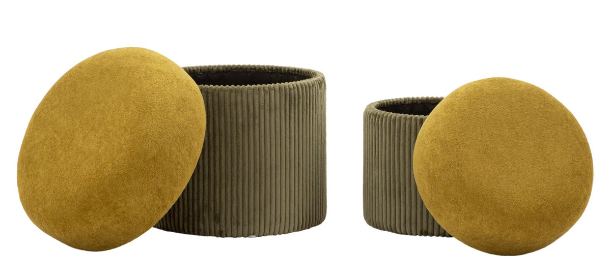 Pouf ASPEN senape e verde con coperchi spostati di lato e interno del contenitore visibile #colore_Senape e Verde