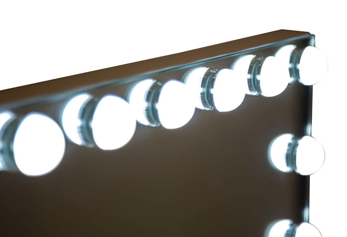 specchio_da_tavolo_con_luce_led_e_3_temperature_di_colore__hollywood
