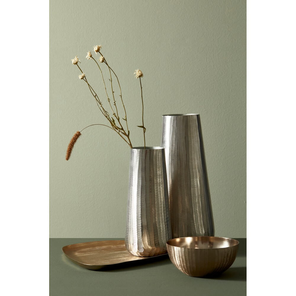 Porta Vaso Decorativo in Alluminio Lavorato a Mano Argentato H45 - MEI-JING