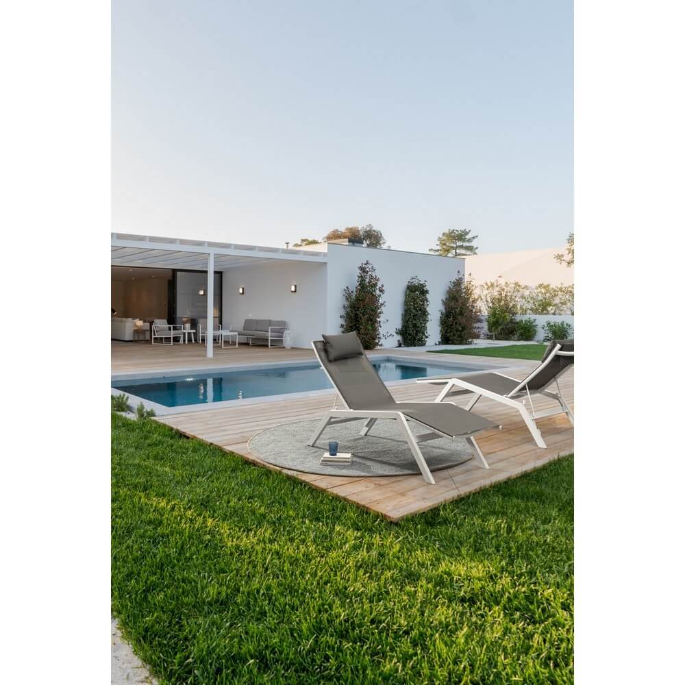 Chaise Longue da Esterno con Poggiatesta in Alluminio e Textilene - SOLIDITY