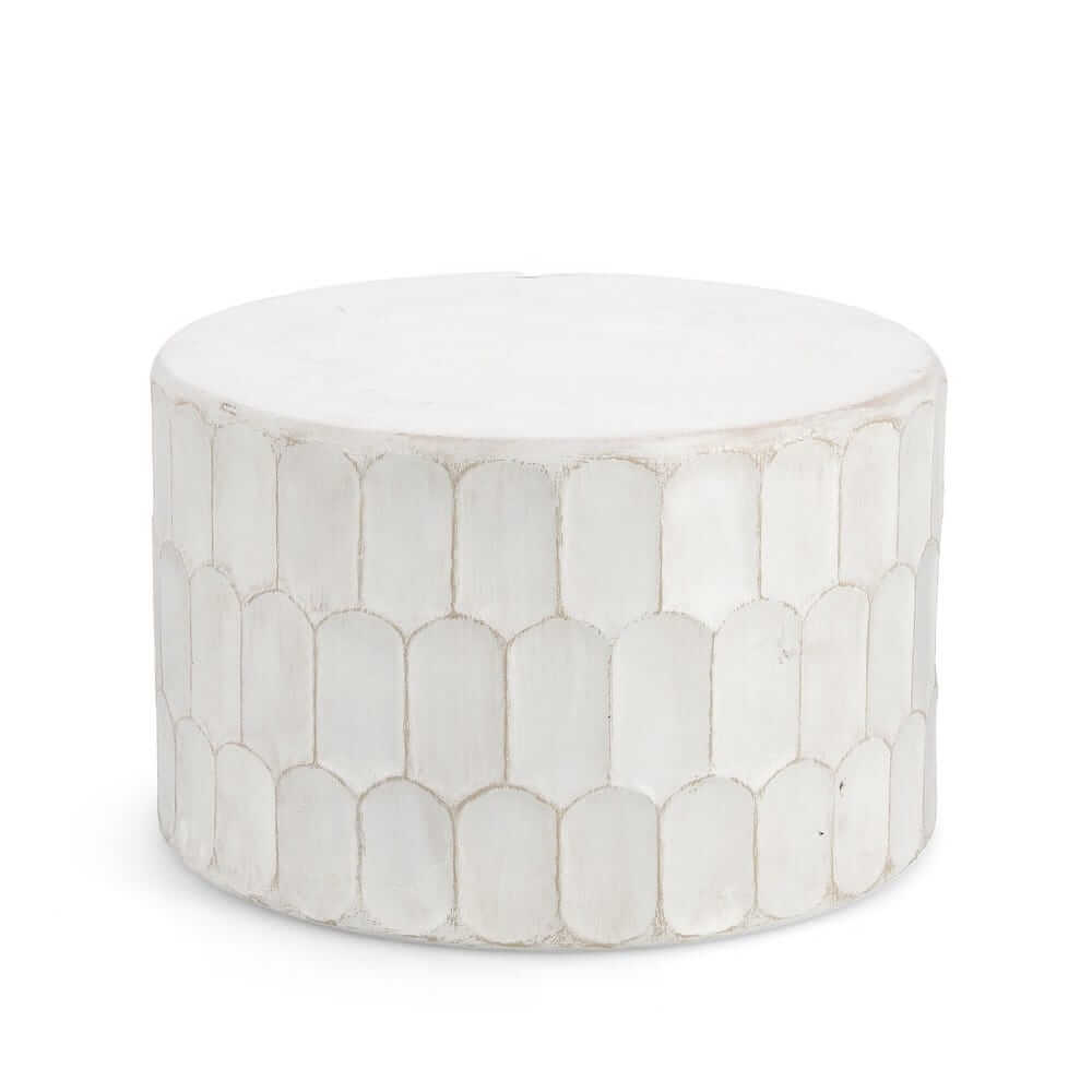 Tavolino rotondo in magnesia bianco con decoro a scaglie - ROAM