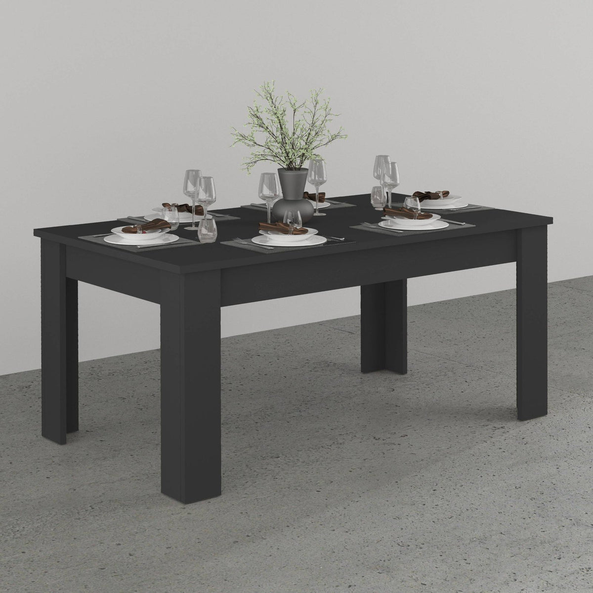 Tavolo LYRA antracite opaco chiuso in ambiente con pavimento grigio effetto cemento #colore_Antracite Opaco