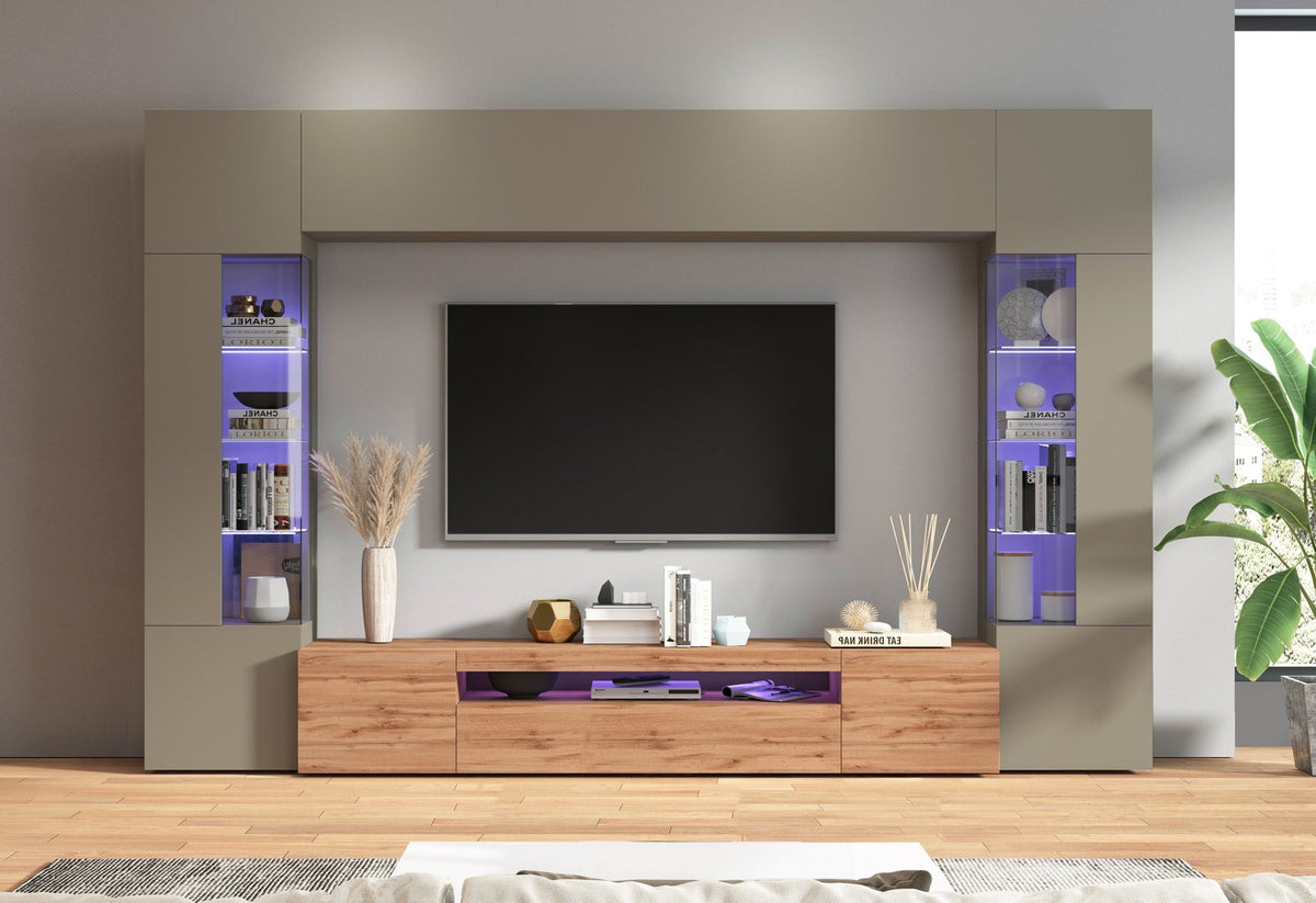 Parete attrezzata QUANTUM tortora frontale con vetrine viola e vano TV centrale in legno #colore_Tortora