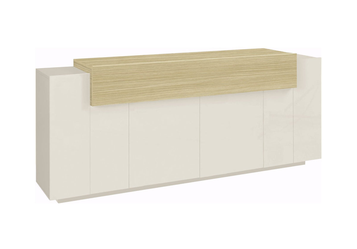 Credenza CELESTIA cashmere su fondo bianco, vista tre quarti della fascia in rovere e delle ante #colore_Cashmere