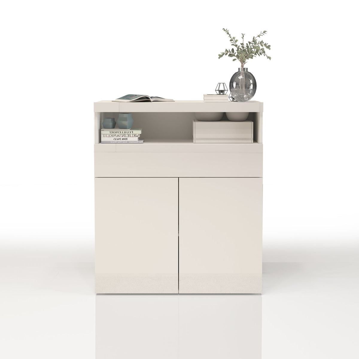 Credenza alta bianco opaco vista frontale su fondo bianco con vano a giorno superiore