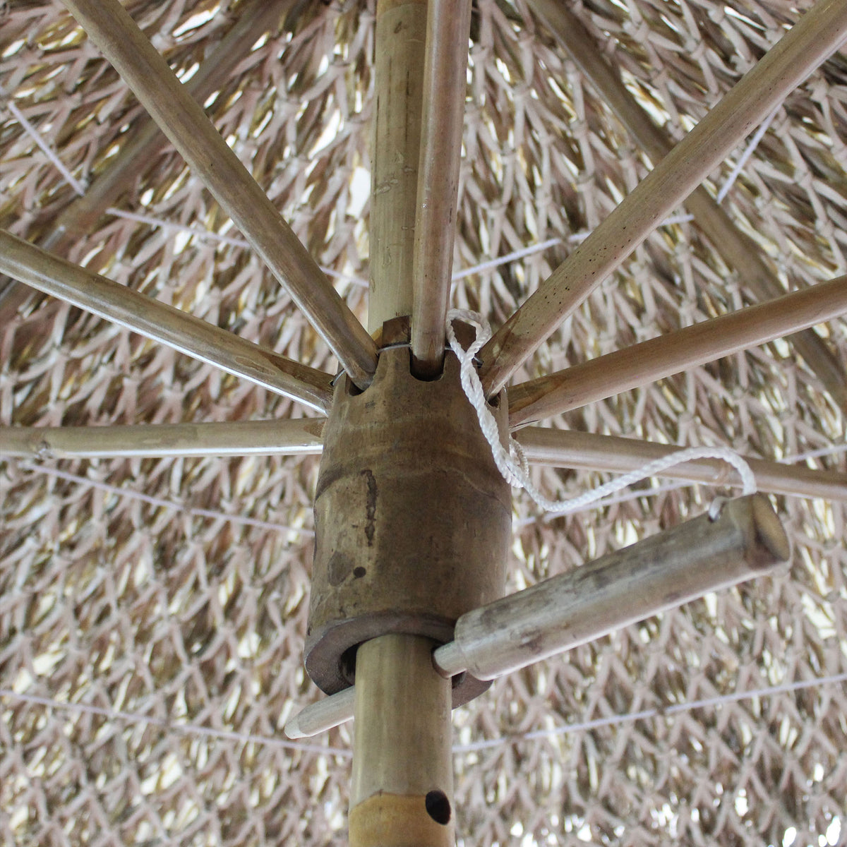 ombrellone_in_bamboo__taka