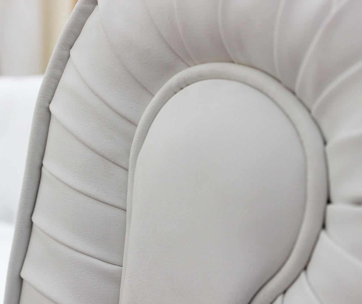 #colore_Bianco