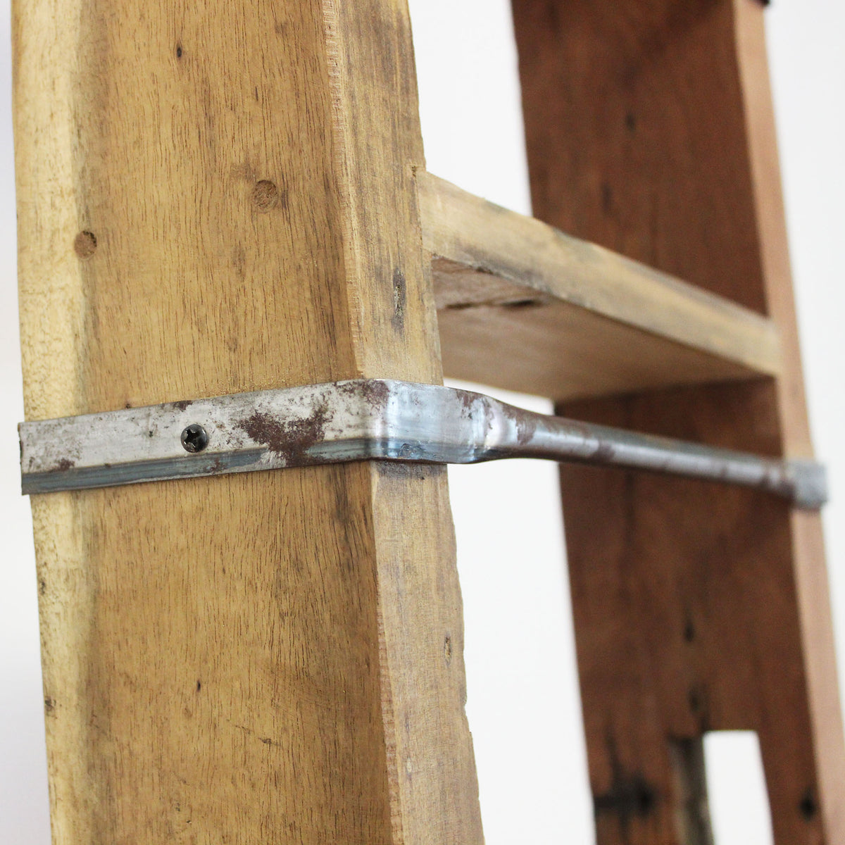 mobile_in_legno_7_ripiani_scaletta__bellatrix