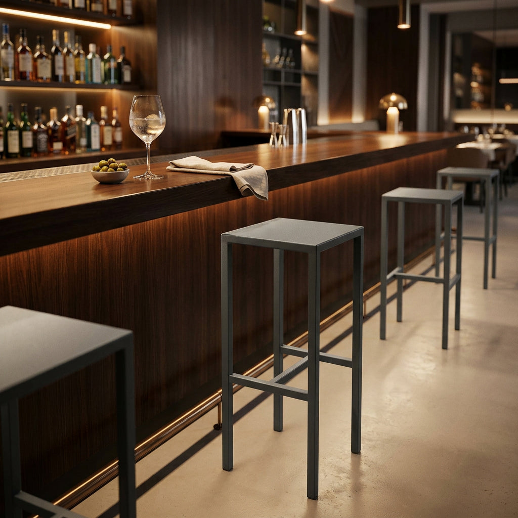 sgabello_alto_da_bar_per_esterno_in_metallo_antracite_30x30__zelalia