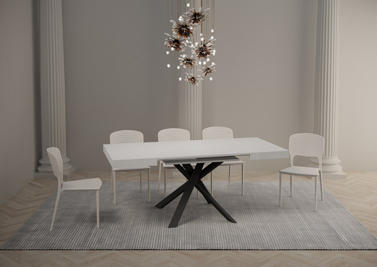 Tavolo CLERK bianco frassino allungato in posizione aperta con cinque sedie, vista frontale #colore_Bianco Frassino
