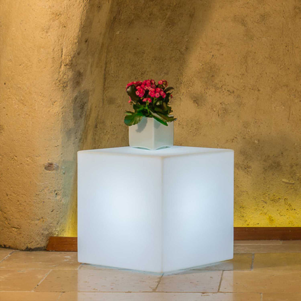 cubo_luminoso_in_polipropilene_cm_40x40x40__darin