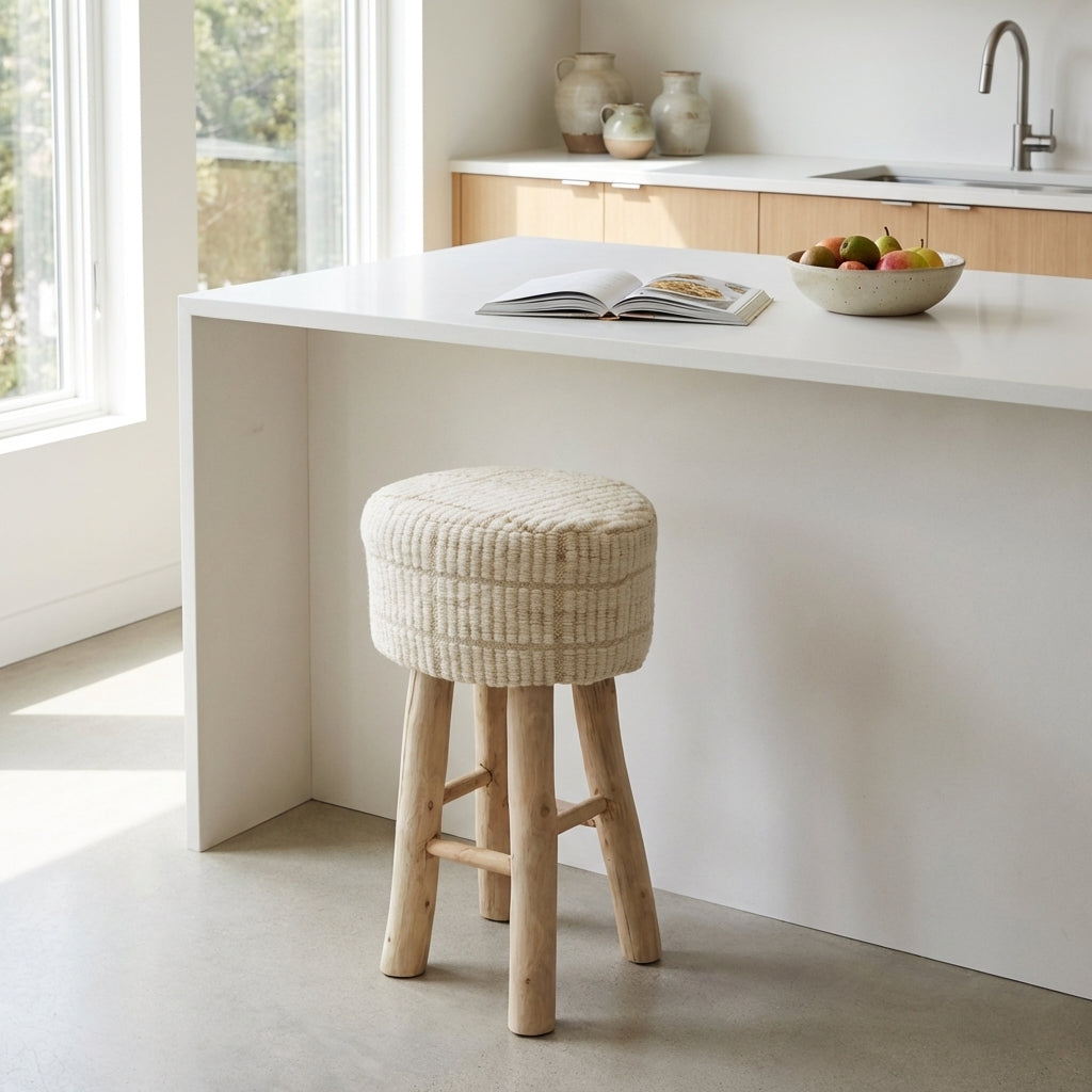 sgabello_in_legno_imbottito__cynthia