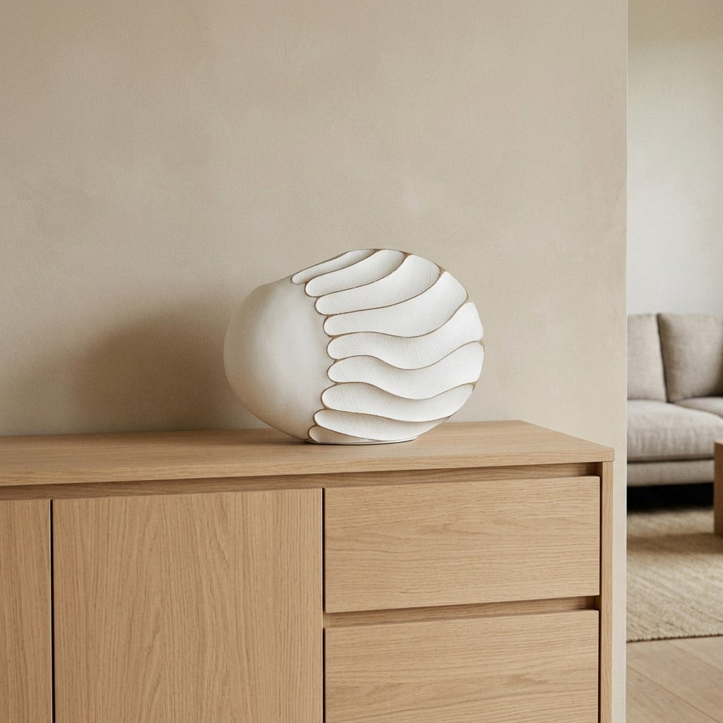 Vaso Decorativo in Resina con Onde in Rilievo - LINES