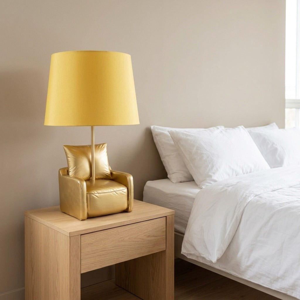 Lampada da Tavolo a Forma di Poltrona Anni 70 in Resina - MIDCENTURY
