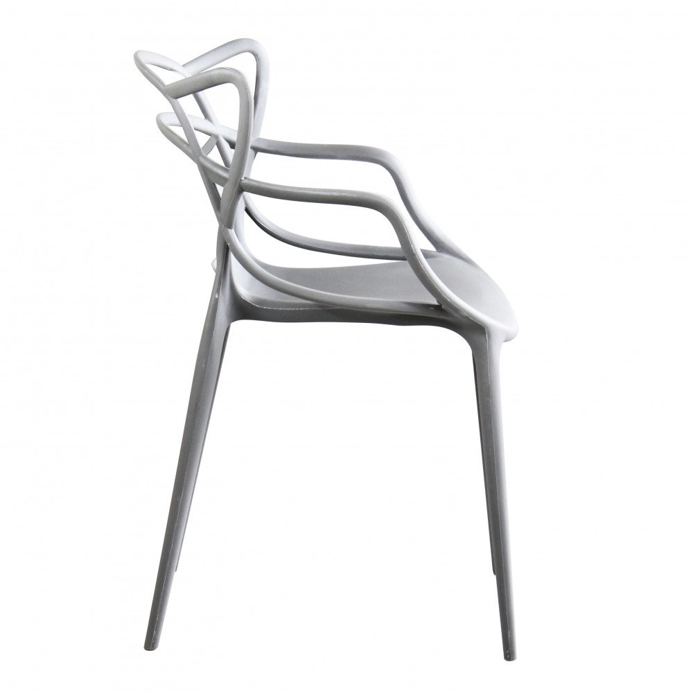 Poltrona LILY grigio con schienale intrecciato e gambe sottili, vista laterale su fondo bianco