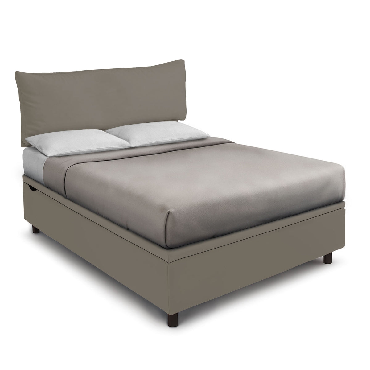 Letto SOFT cappuccino matrimoniale con copriletto tortora e fascia continua alla base, vista a tre quarti #colore_Cappuccino